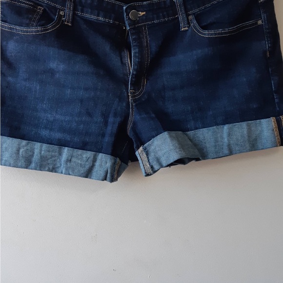 Gap Womens Skinny Roll Up Jean Shorts Sz 18 - Picture 2 of 8